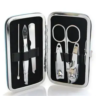 Neglesæt box til Manicure & Pedicure - 6 dele (U)