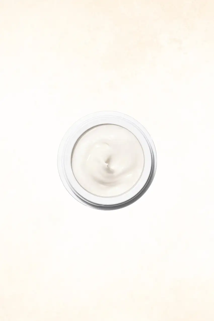 (M)ANASI 7 - Skin Enhancer - Eburnean