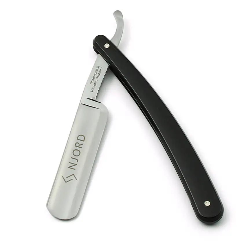 Njord Straight Razor (Black Handle)5/8"