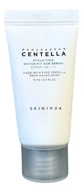 SKIN1004 Madagascar Centella Hyalu-Cica Water-fit Sun Serum SPF50+ PA++++ - 15 ml.